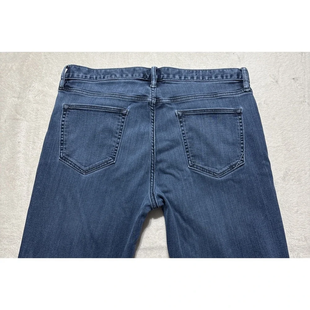 Banana Republic Traveler Jeans Mens 35x30 Blue Denim Stretch Regular Straight